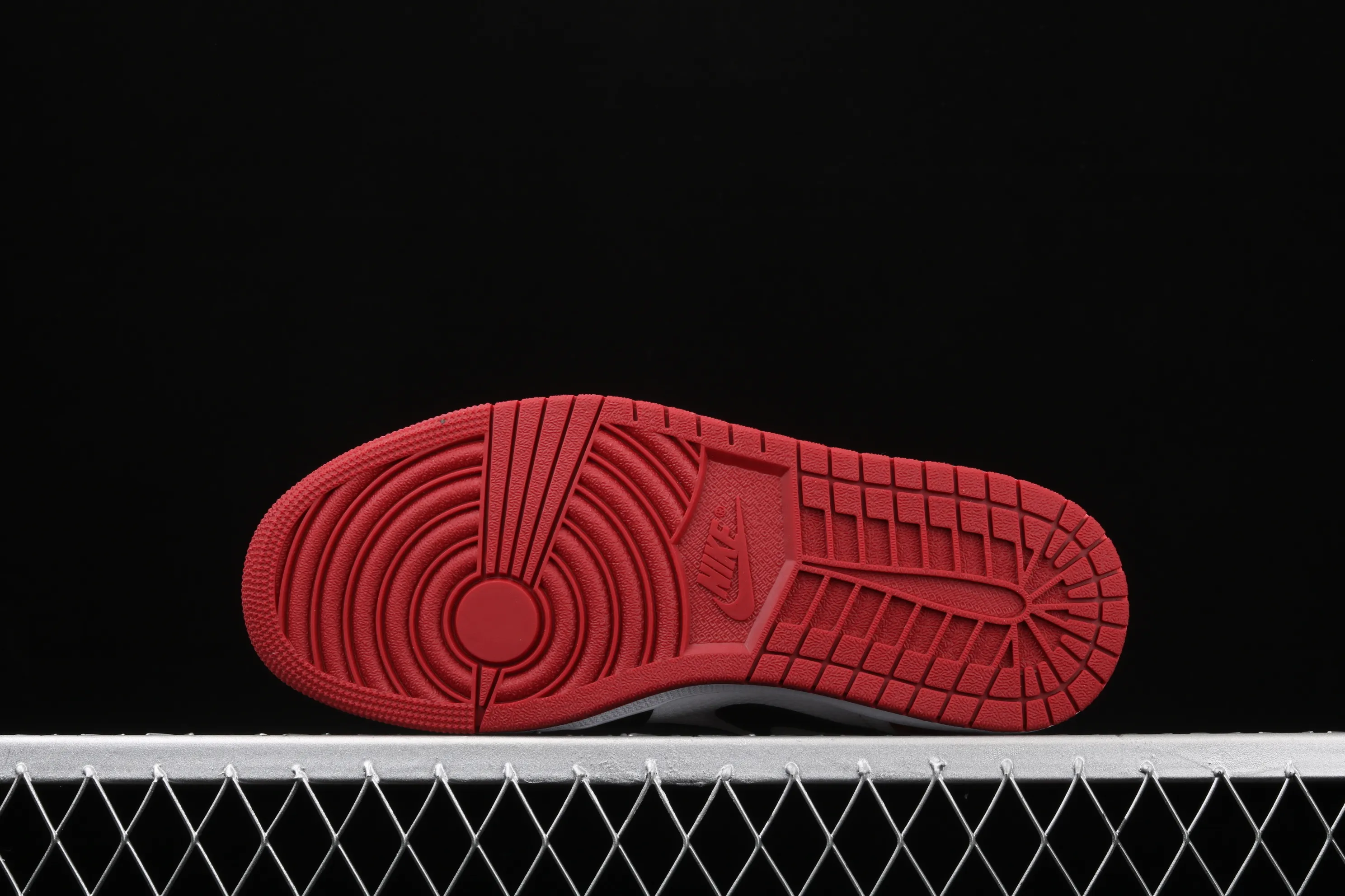All Categories Air Jordan Jordan Series Basketball Shoes Air Jordan 1 Low New Version Air Jordan 1 Low AJ1 Joe 1 Low Top Leather Black Toe 553558-116